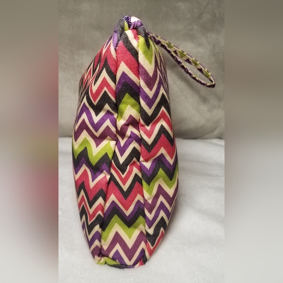 Tarte Cosmetic Wristlet Bag - Picture 6 of 13